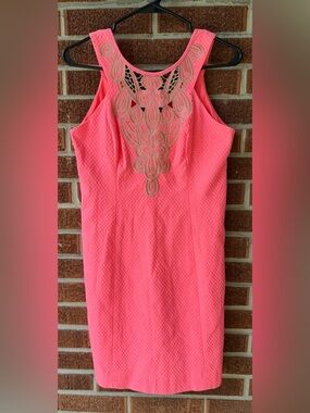 Lilly Pulitzer  Largo Shift Dress Pink Sun Ray Cut Outs Gold Details Size 0